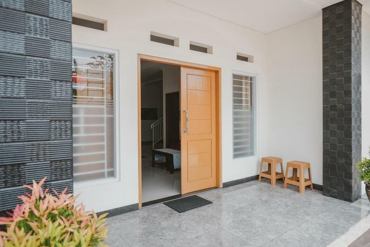 Reddoorz Syariah Near Pahoman Stadium Lampung باندار لامبونغ المظهر الخارجي الصورة