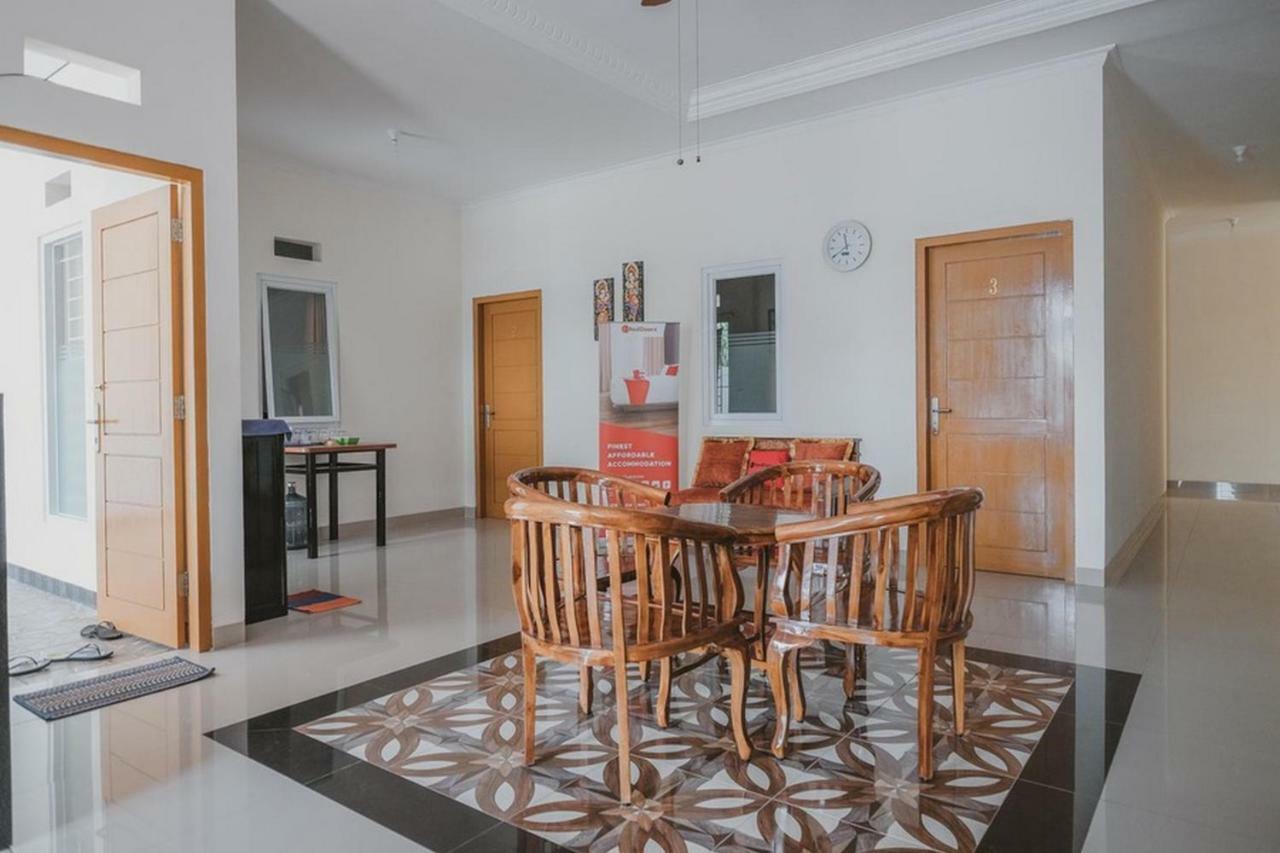 Reddoorz Syariah Near Pahoman Stadium Lampung باندار لامبونغ المظهر الخارجي الصورة